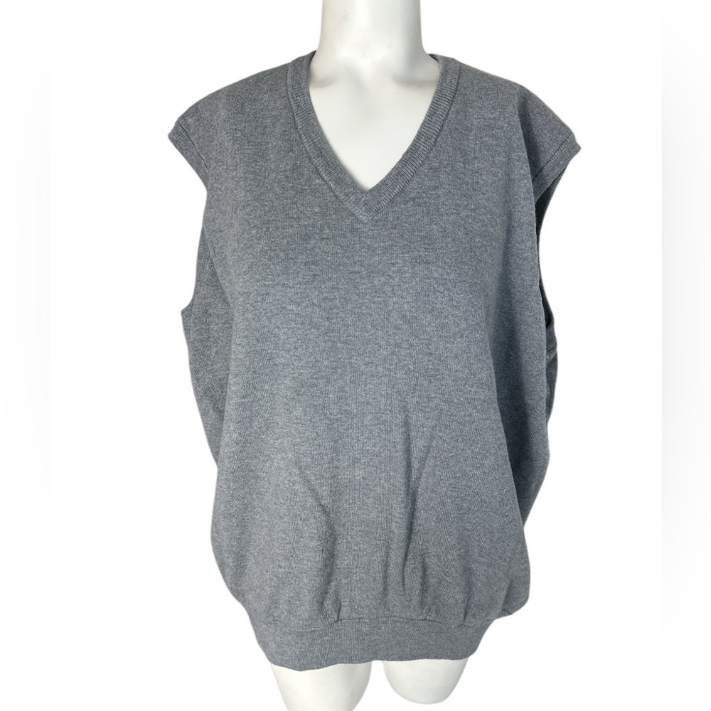 Vineyard Vines Grey V-neck Golf Sweater Vest